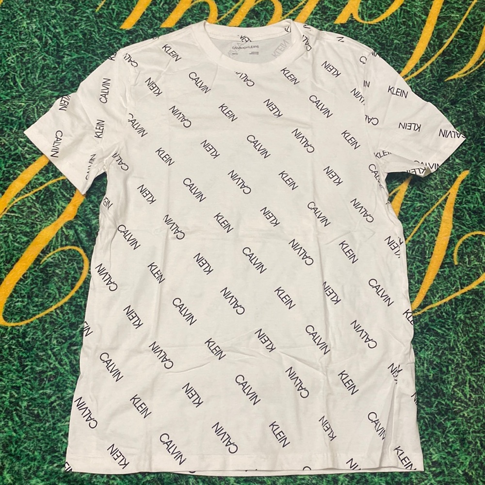 Calvin Klein Tee